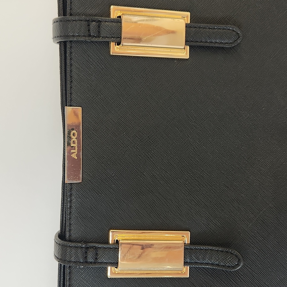 Aldo black vegan shoulder bag. Size 9x11" - Picture 4 of 12